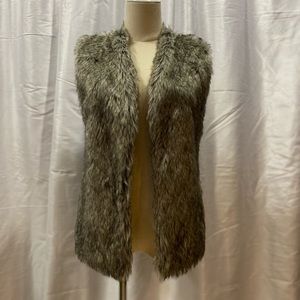 Studio Petite JPR Faux Fur Vest Jacket Coat